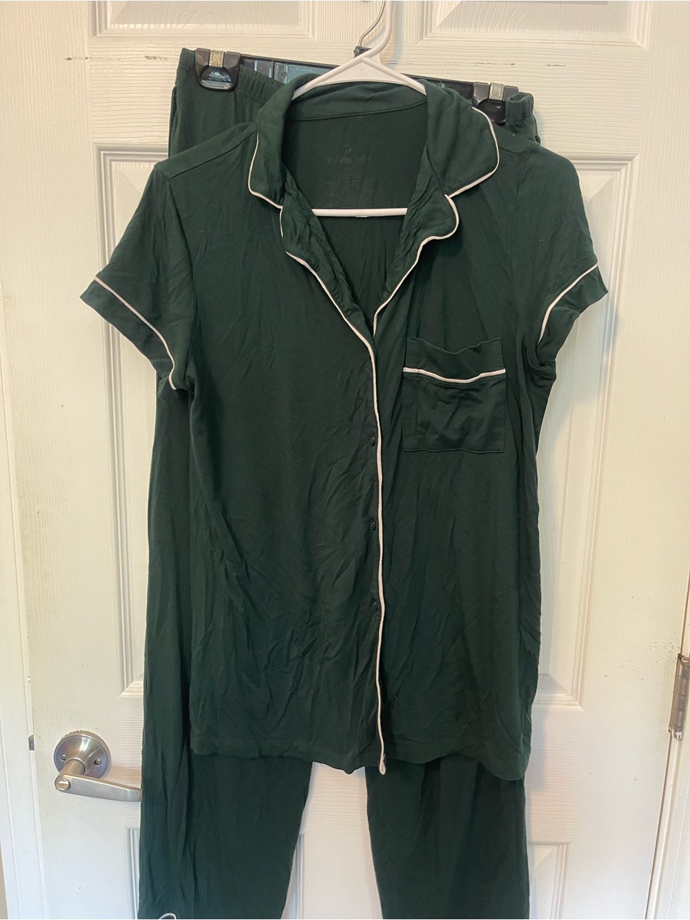 Tommy John Forest Green Short-Sleeve Pajama Set with White Piping